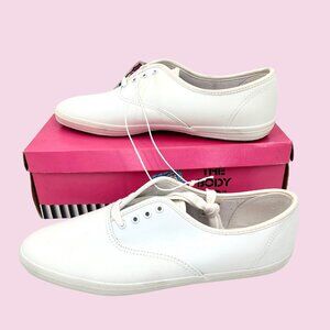 NIB VINTAGE THE BODY CO WHITE LEATHER MACHINE WASHABLE SNEAKERS W/ ORIG. BOX 8.5